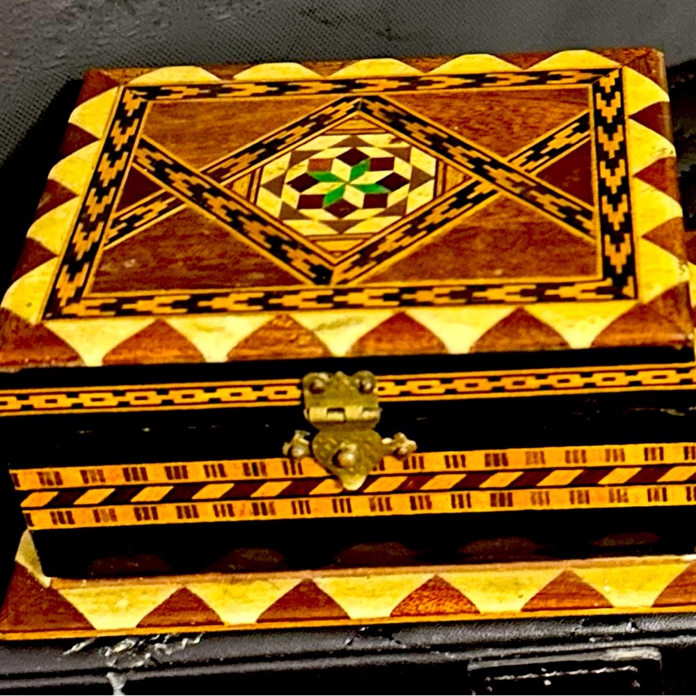 Ear Ring box